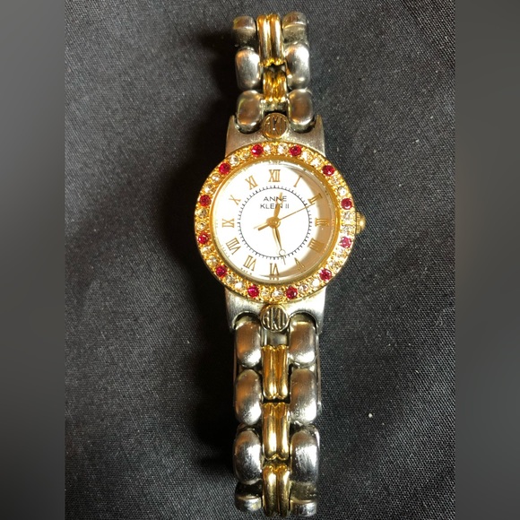 Anne Klein II Gold and Silver tone band round case cristal embedded in - Picture 4 of 12